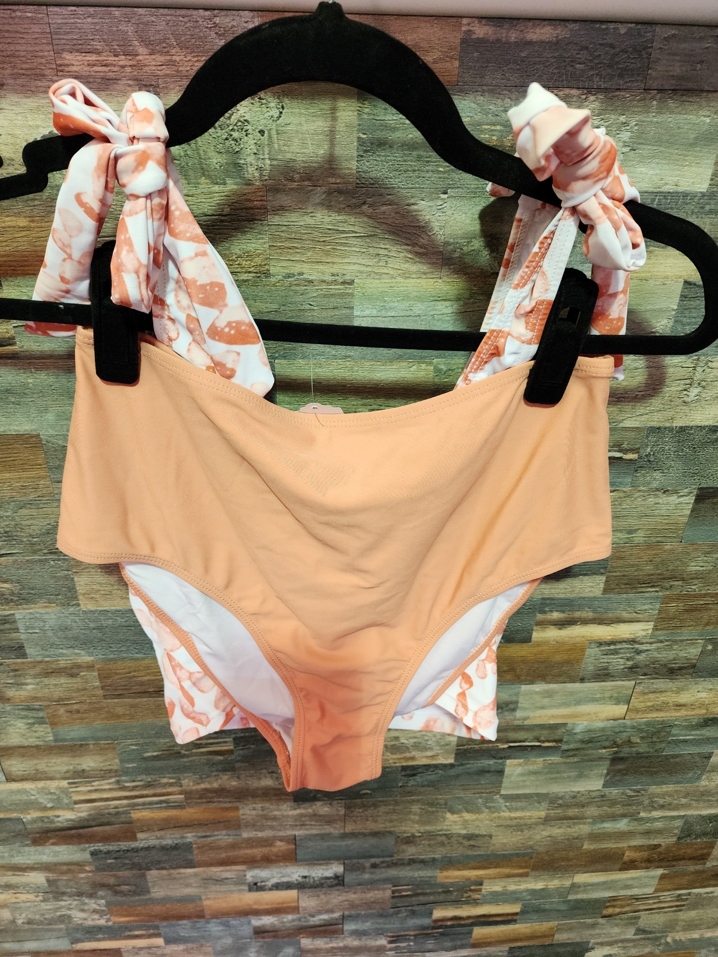 HIGH CUT SWIMSUIT MED PEACH