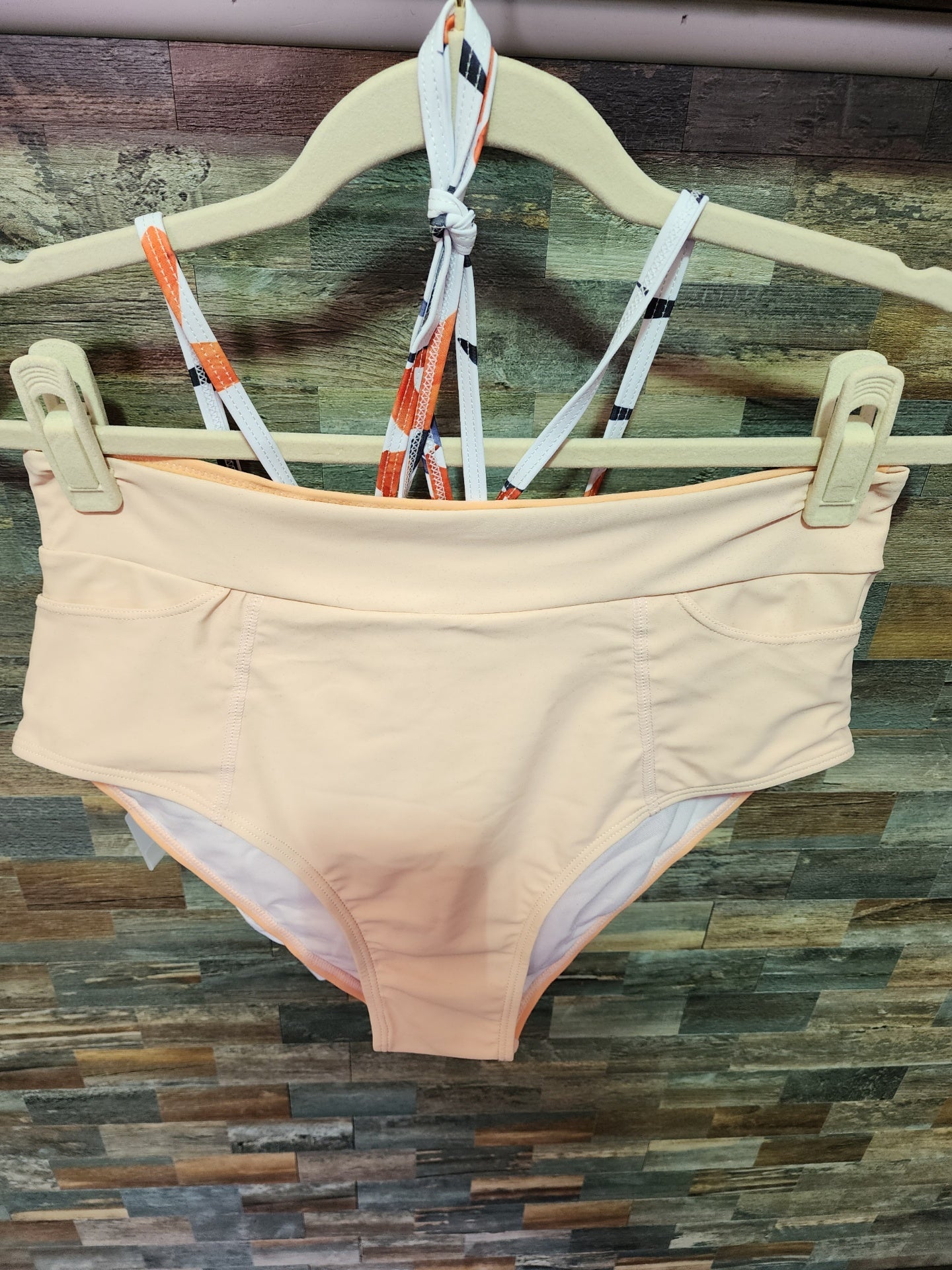 HIGH WAISTED RACERBACK LARGE  WHITE/ORANGE