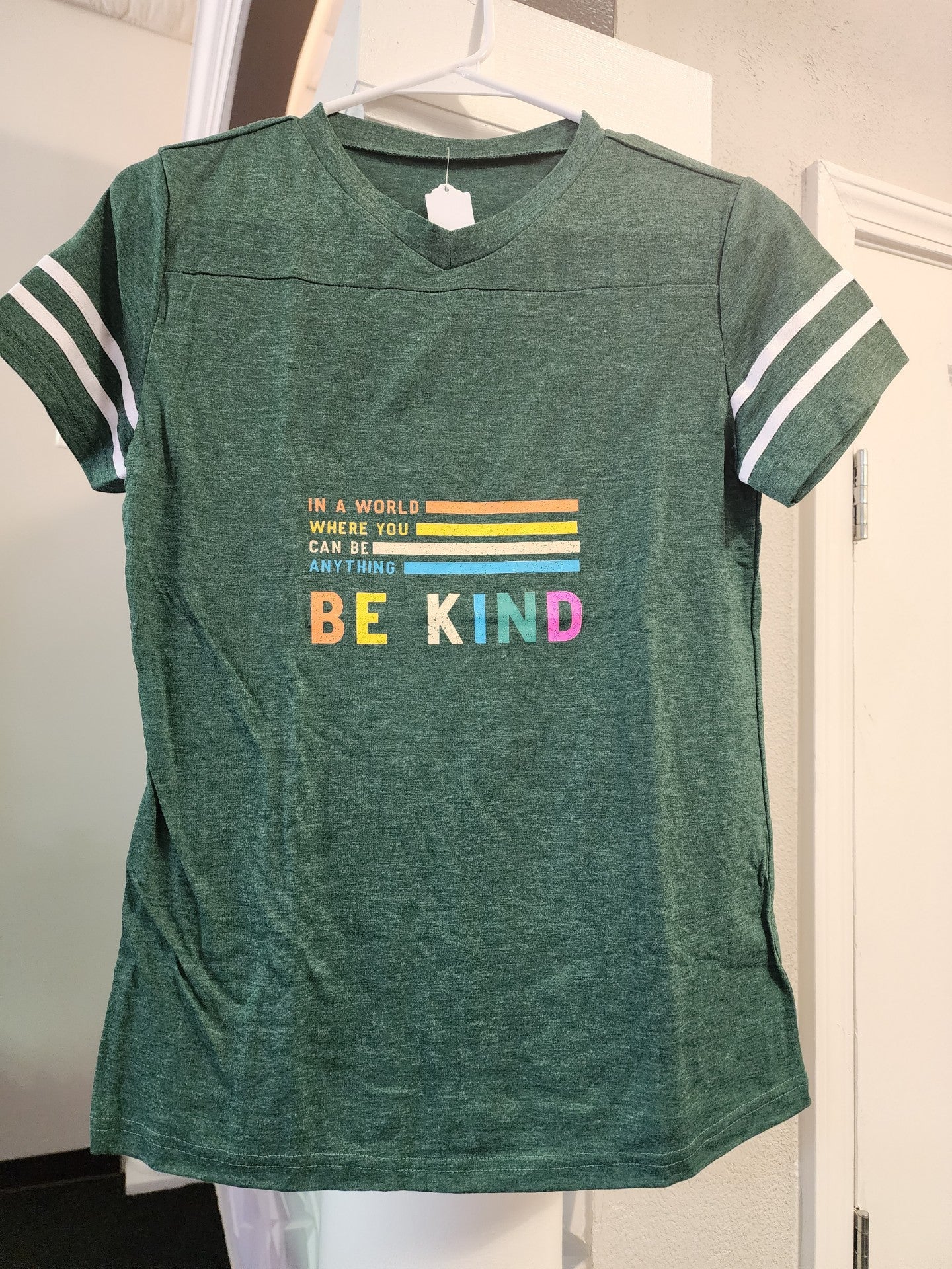 BE KIND T-SHIRT-S/M/L/XL/2XL