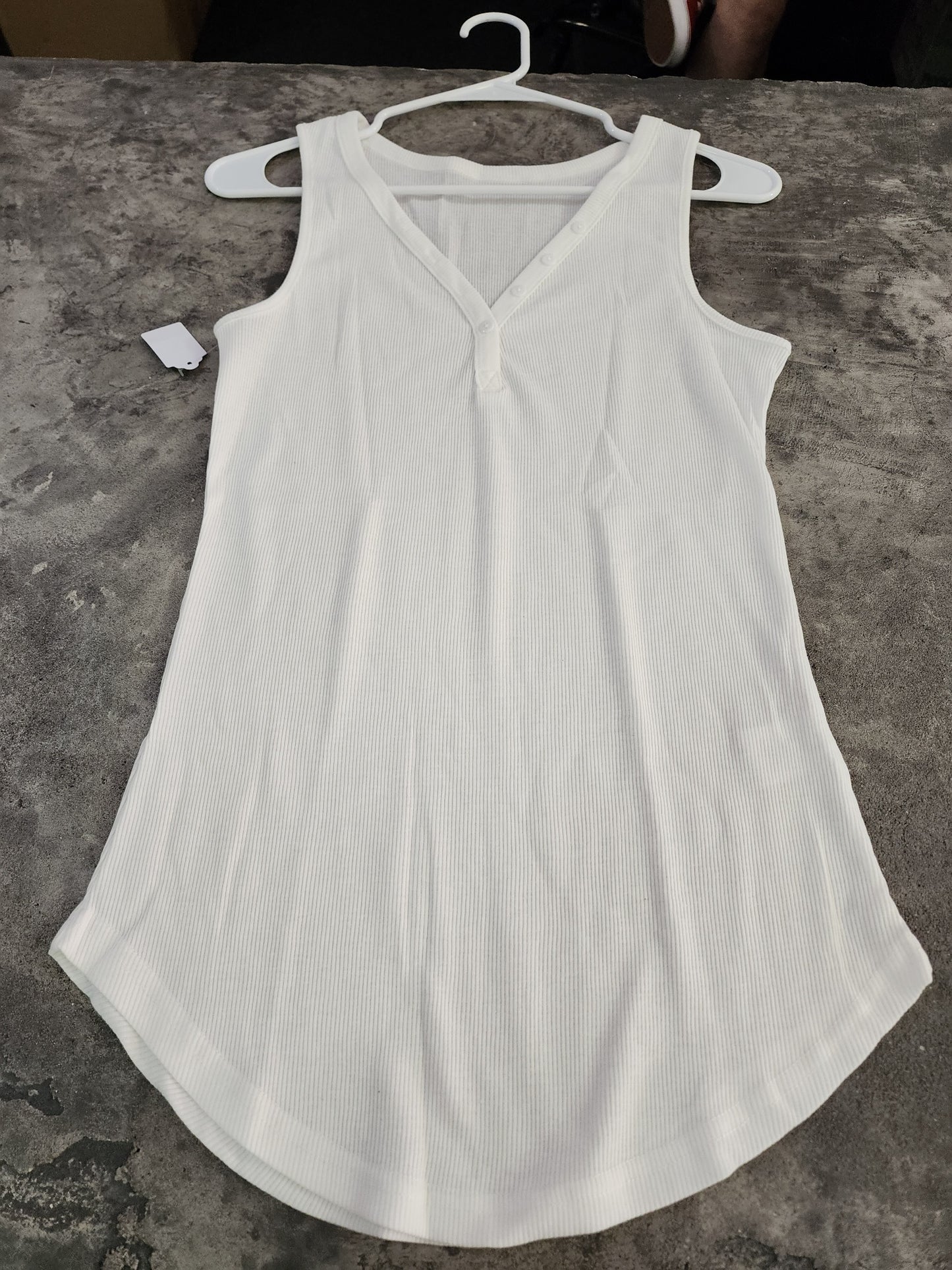 V NECK BUTTON DOWN TANK  S/M/L/XL 10 COLORS