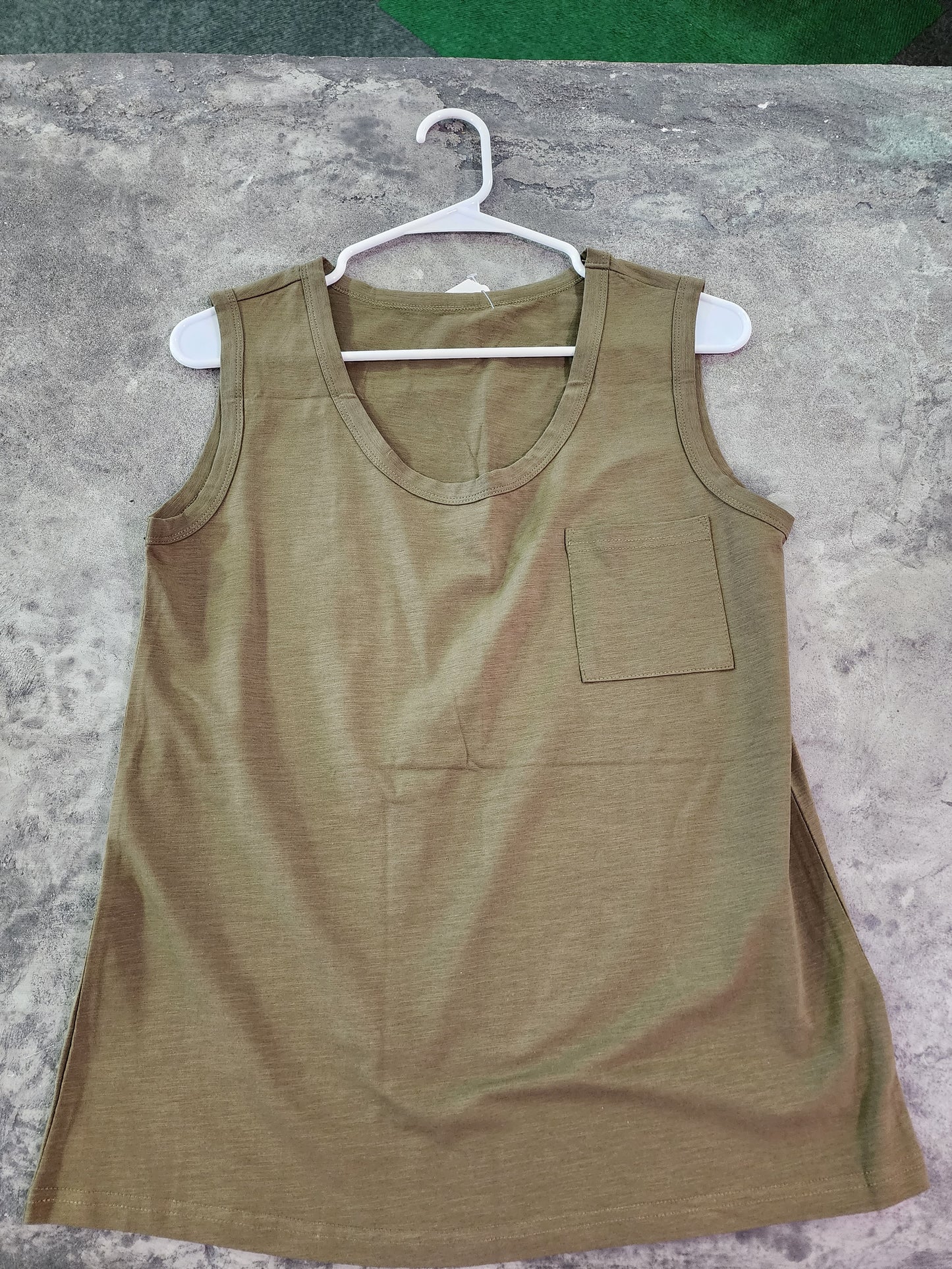 LOW NECK TAILORED CREW TANK-S/M/L/XL/2XL 12 COLORS