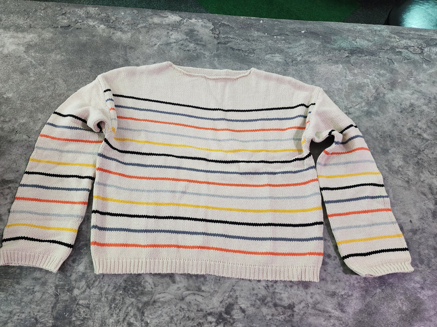 KNIT CORP SWEATER 4 COLORS S/M/L/XL