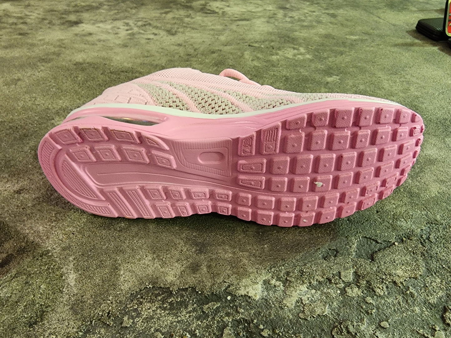 Pink Lightweight running shoes-7.5