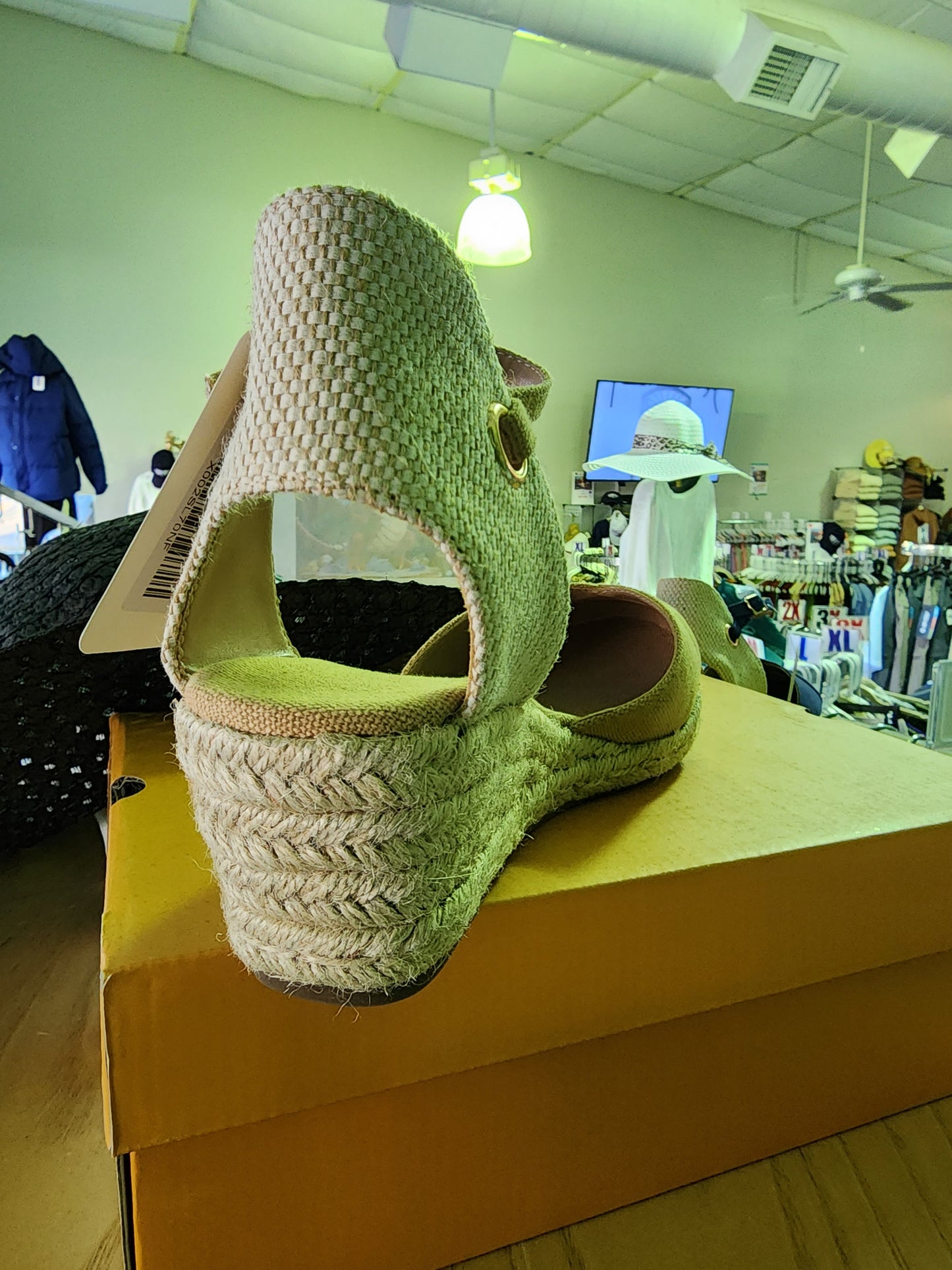 ESPADRILL SHOE WITH TAN UPPER