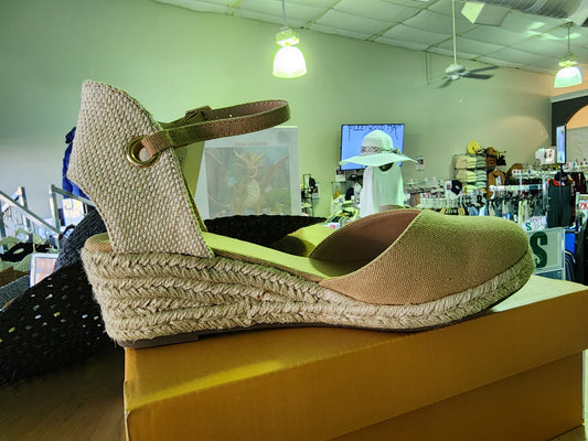 ESPADRILL SHOE WITH TAN UPPER