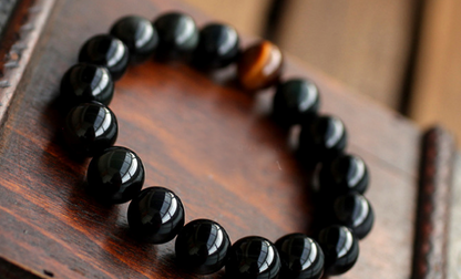 Natural Black Onyx With Stone Tiger Eyes Energy Bracelet