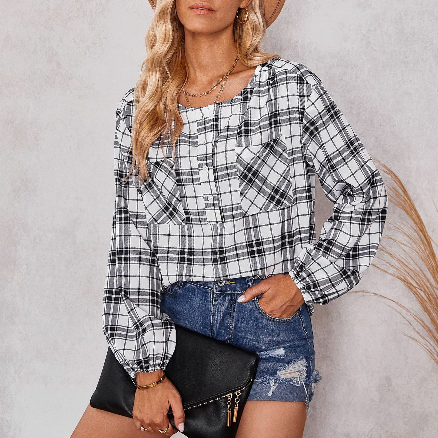 Women's Fashion Plaid Round Neck Shirt